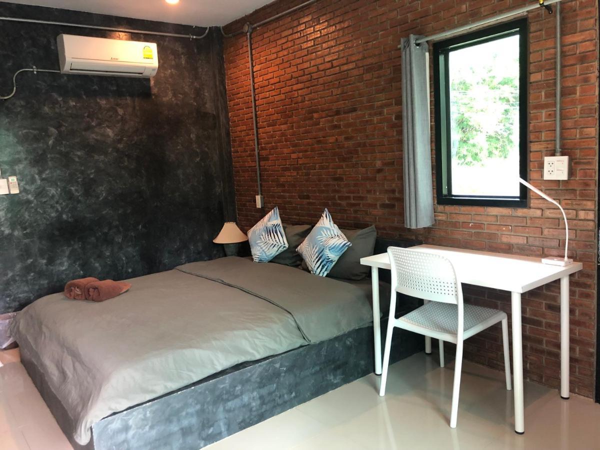 Baan Tonjaeng Resort Chainat Ngoại thất bức ảnh