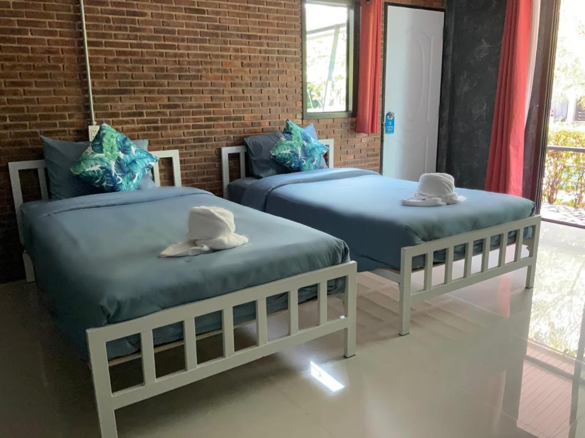 Baan Tonjaeng Resort Chainat Ngoại thất bức ảnh