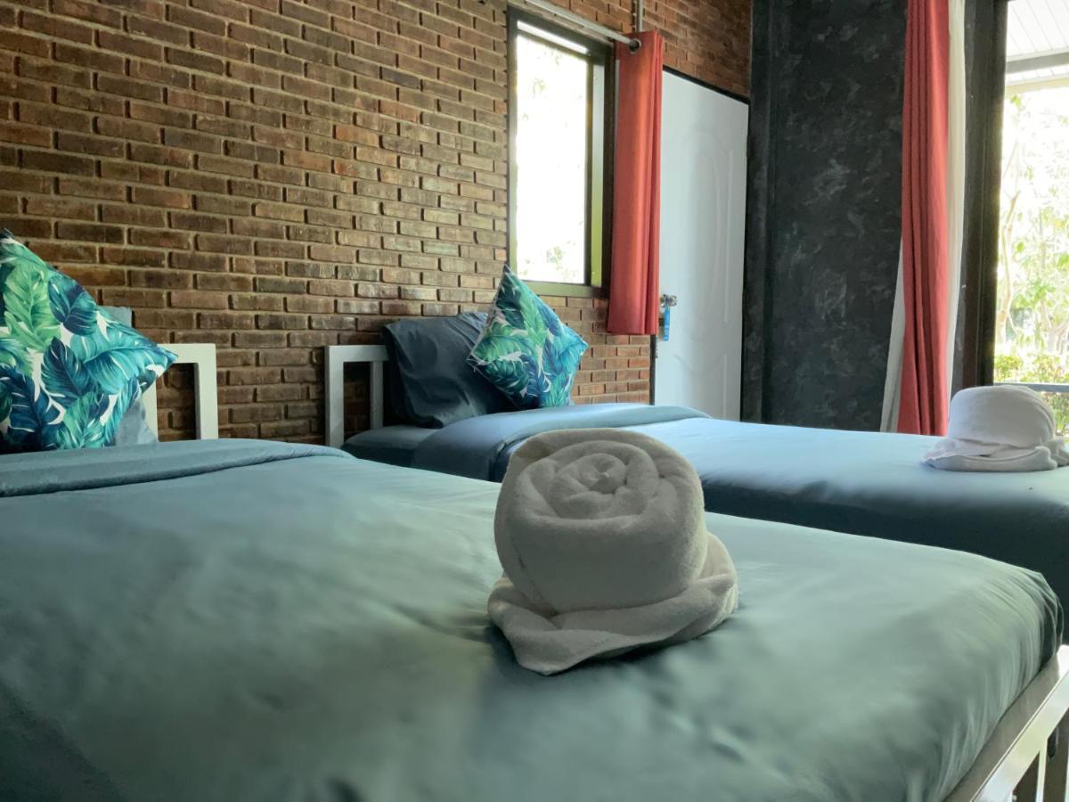 Baan Tonjaeng Resort Chainat Ngoại thất bức ảnh